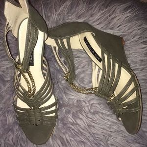 Izabella rue chain wedges